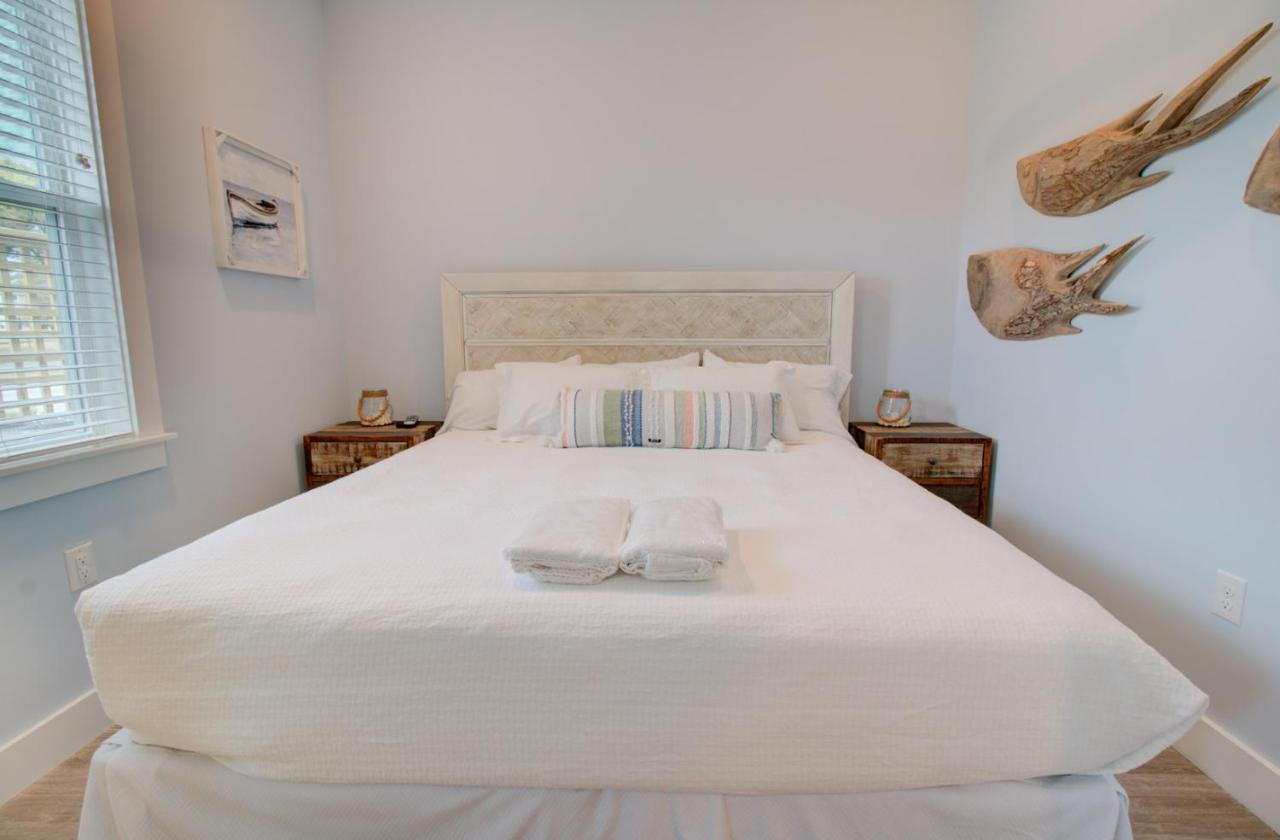 Villa Beacon Quarters By Kees Vacations Corolla Esterno foto